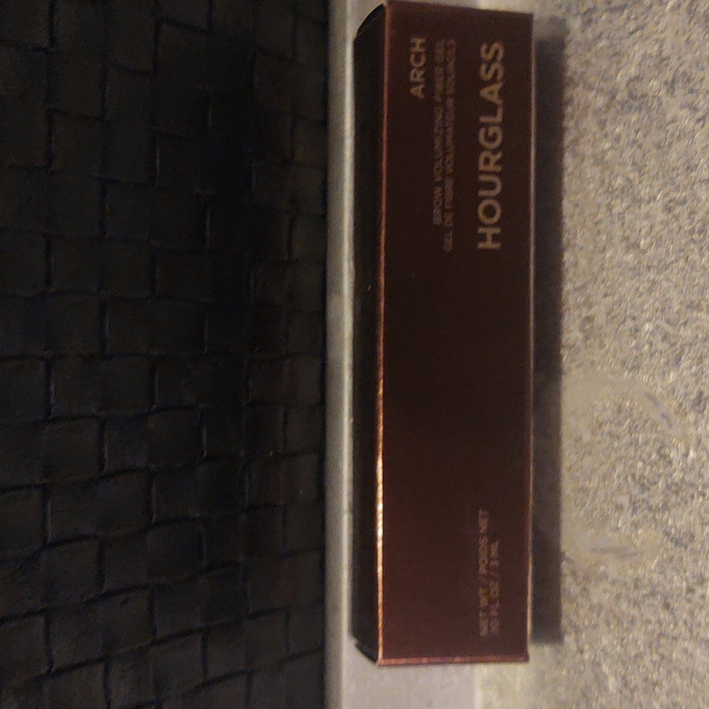 Hourglass brow gel- warm brunette